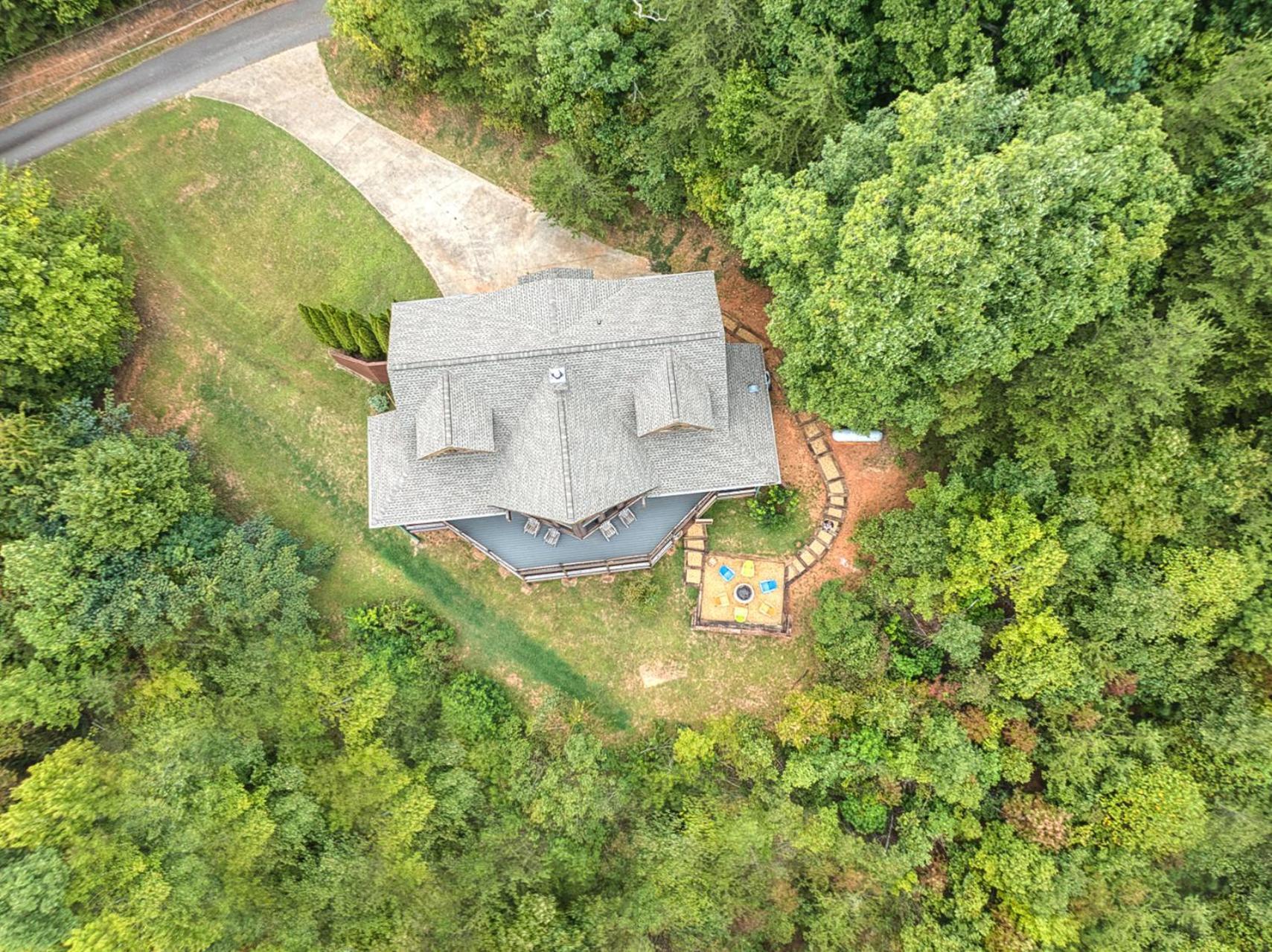 Sky High Lodge By Bk Stays. Large Cabin. Amazing Views. Game Room. Jacuzzi. Six Bedrooms. Sleeps 12 Blue Ridge Εξωτερικό φωτογραφία