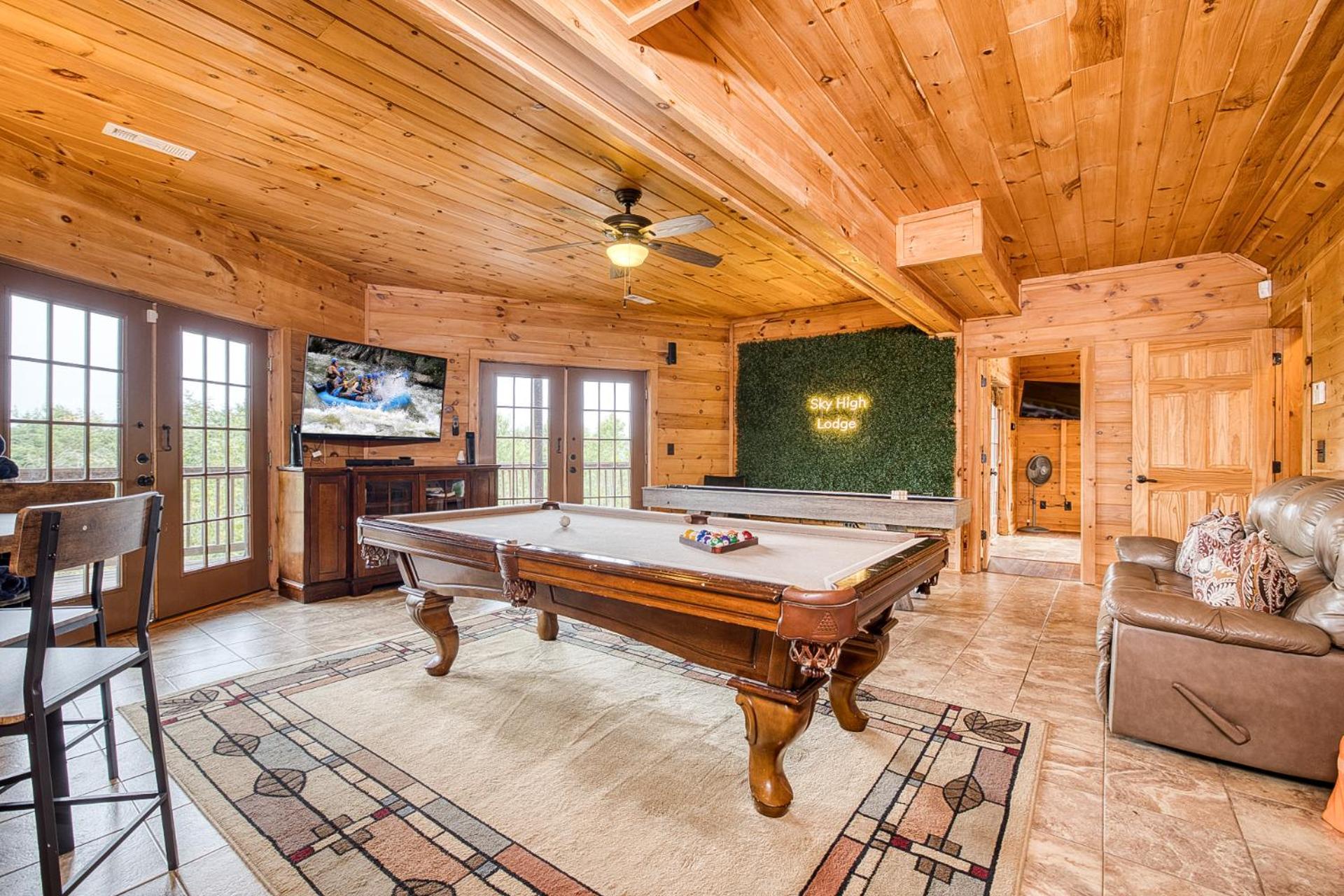 Sky High Lodge By Bk Stays. Large Cabin. Amazing Views. Game Room. Jacuzzi. Six Bedrooms. Sleeps 12 Blue Ridge Εξωτερικό φωτογραφία